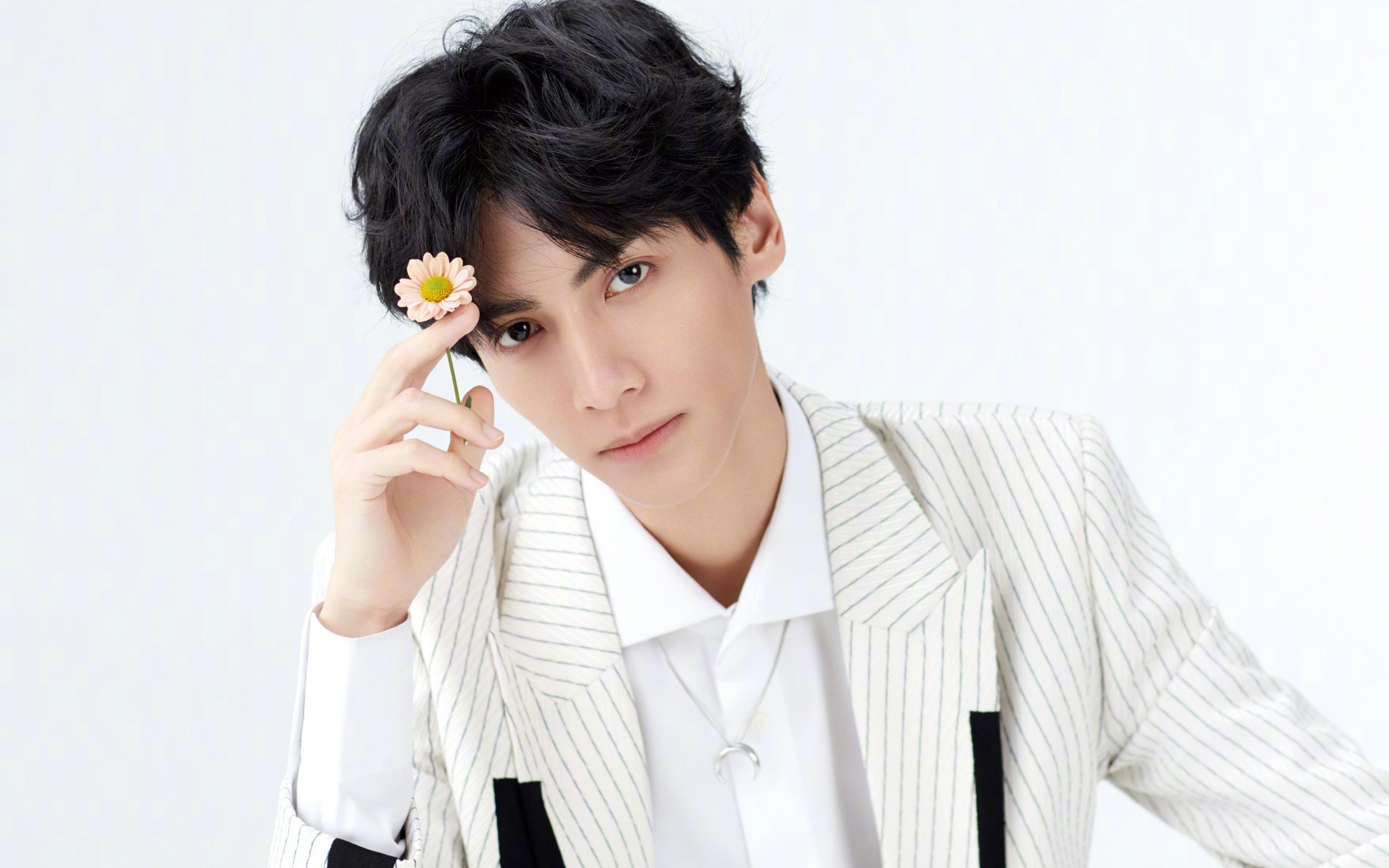 巴萨新援表现亮眼，助攻带动全队士气，巴萨2021引援