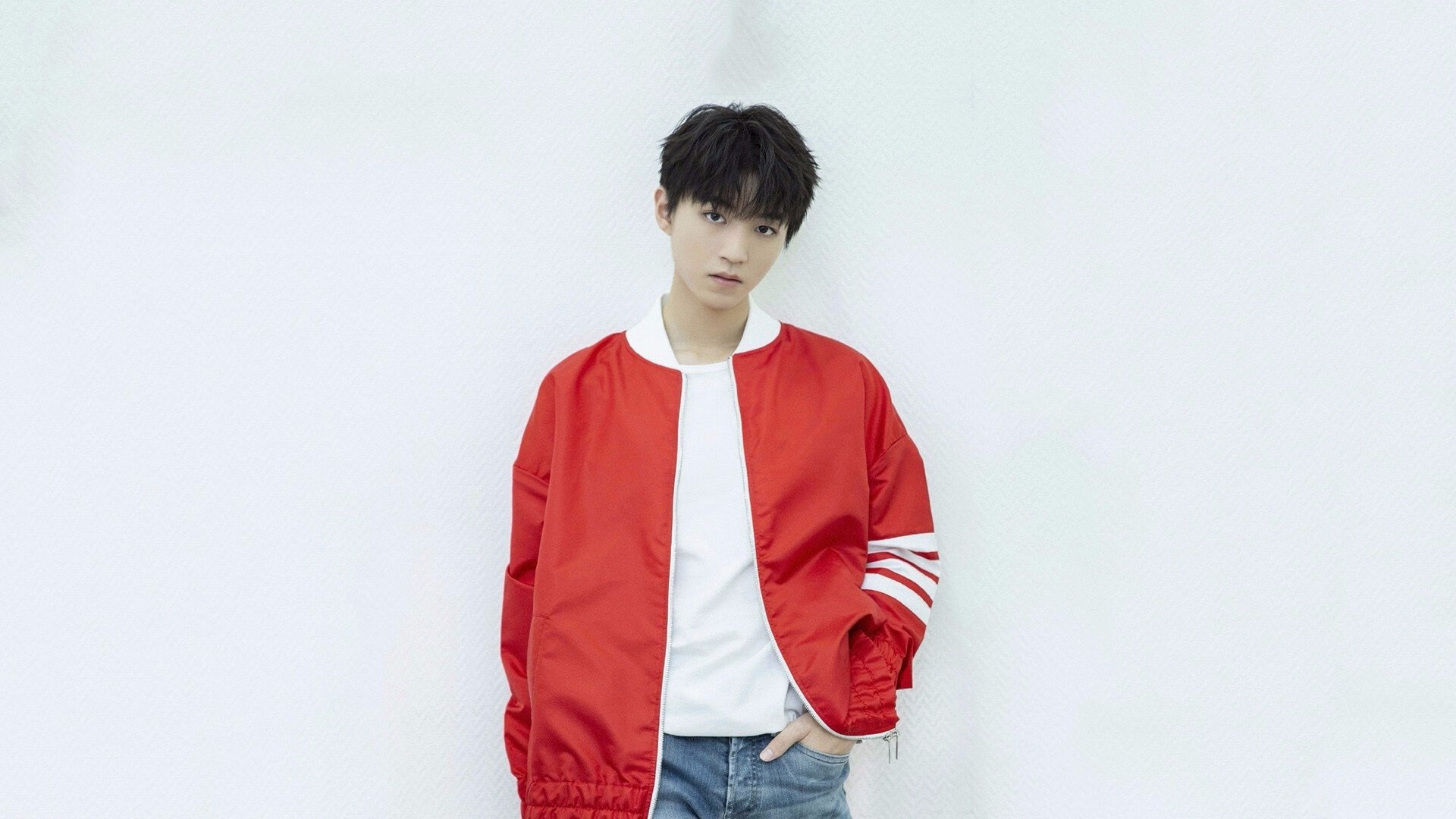 爱游戏娱乐平台-队伍们如何通过团结合作在足球比赛中获胜？，足球团结合作、互相配合