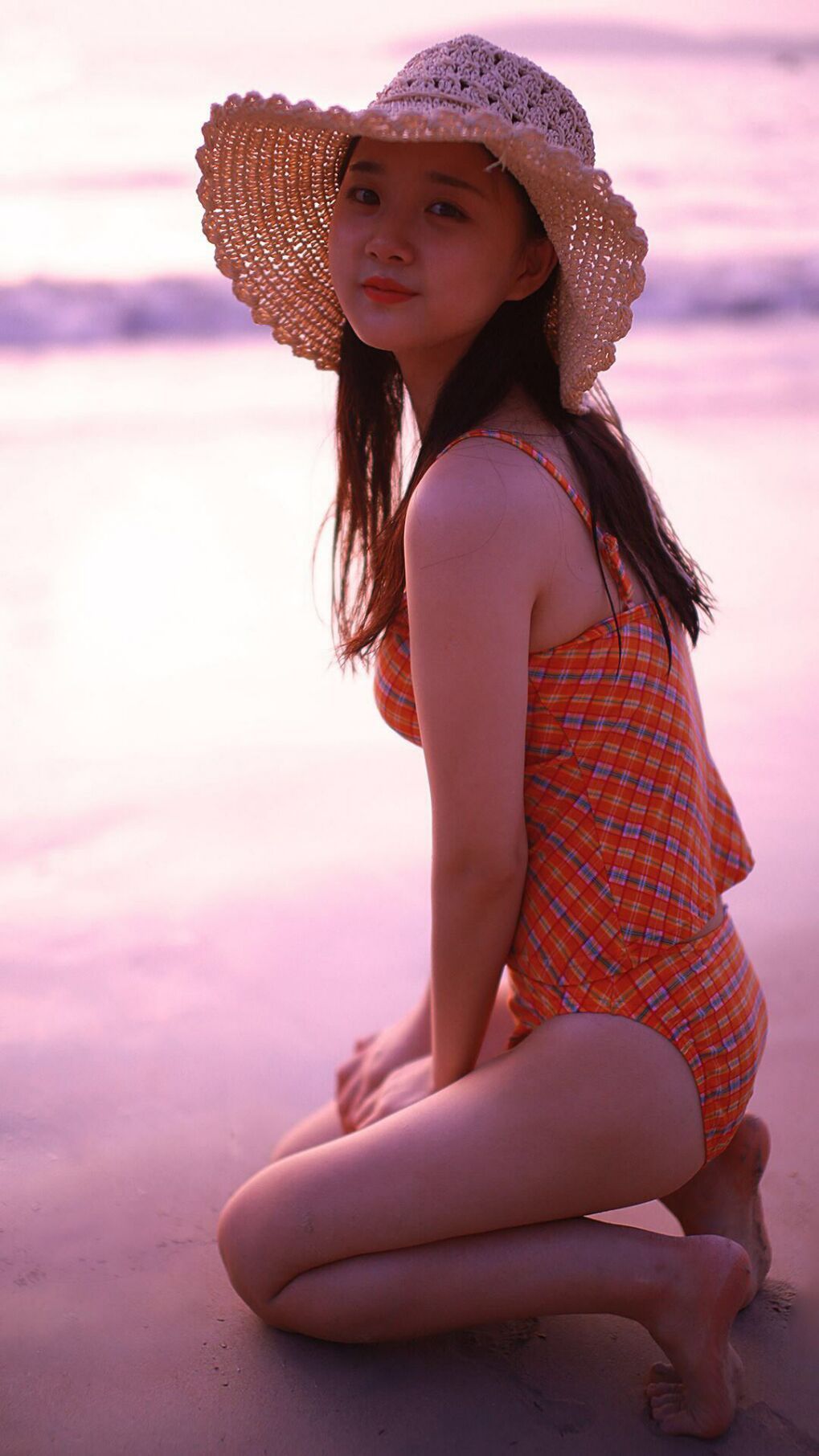 爱游戏平台-雷霆新秀表现惊艳再夺一胜，雷霆选秀最新消息