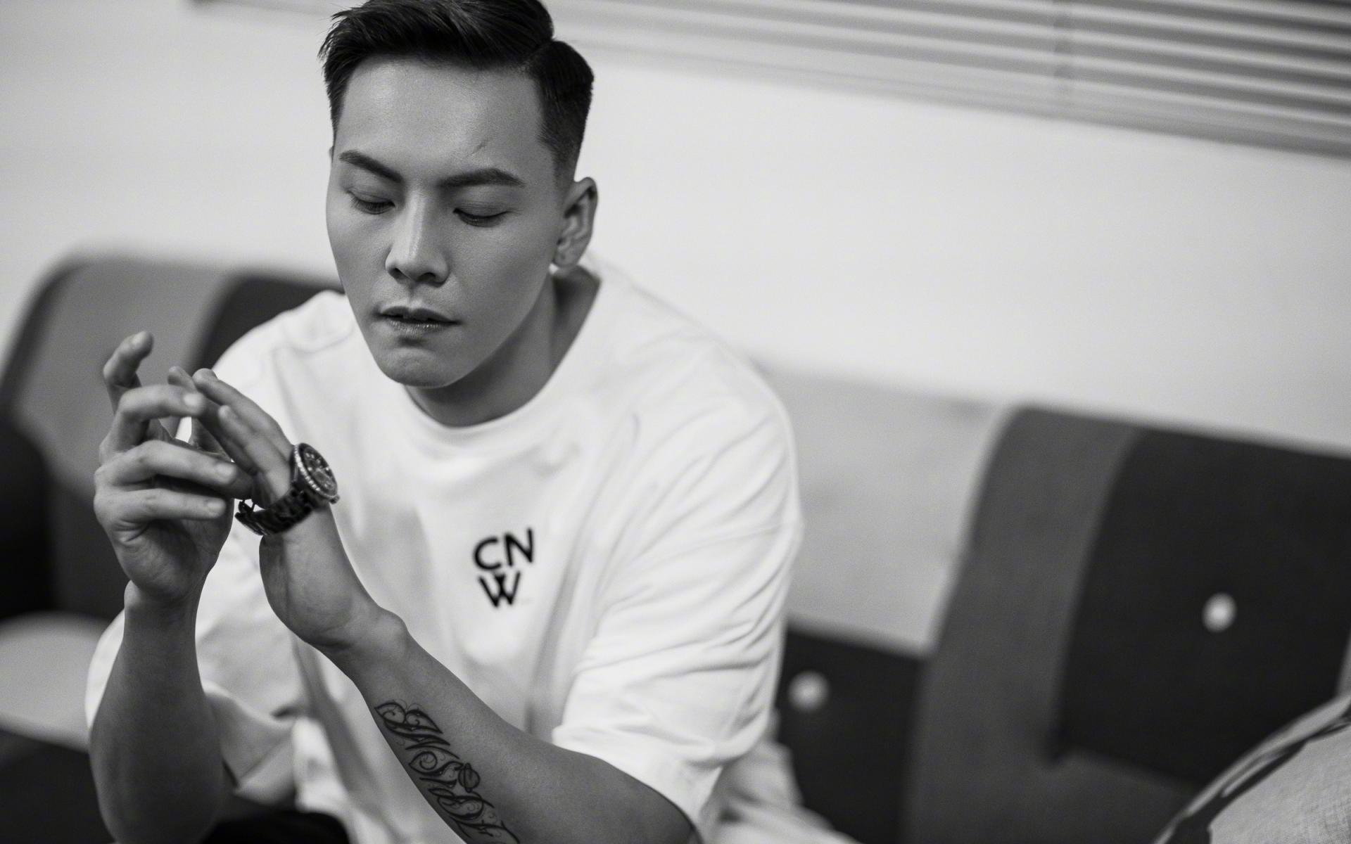 鹈鹕再取胜锡安内线效率惊人，鹈鹕队百度百科