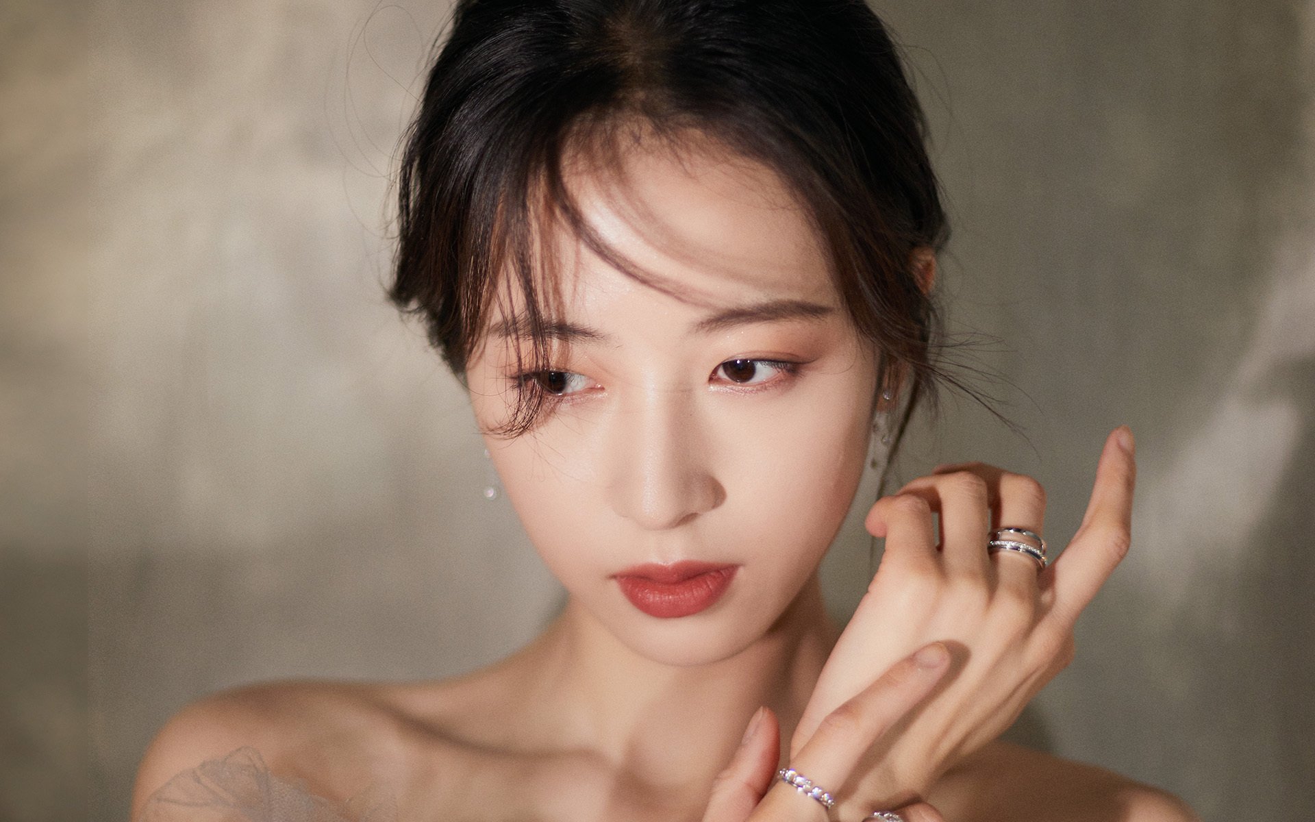 基层足球教练职业发展受限,足球教练就业前景分析