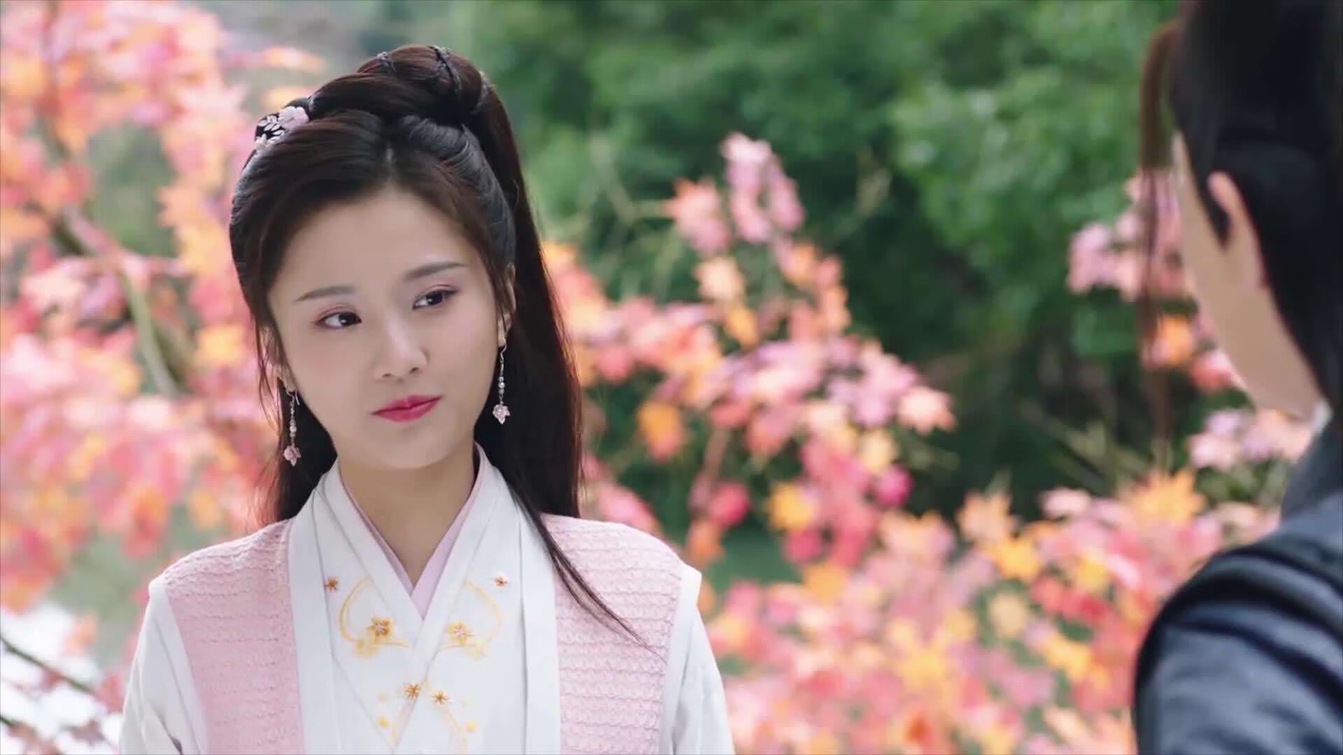 佩拉卡尼与桑托罗决赛配合默契引爆现场,卡佩拉替补