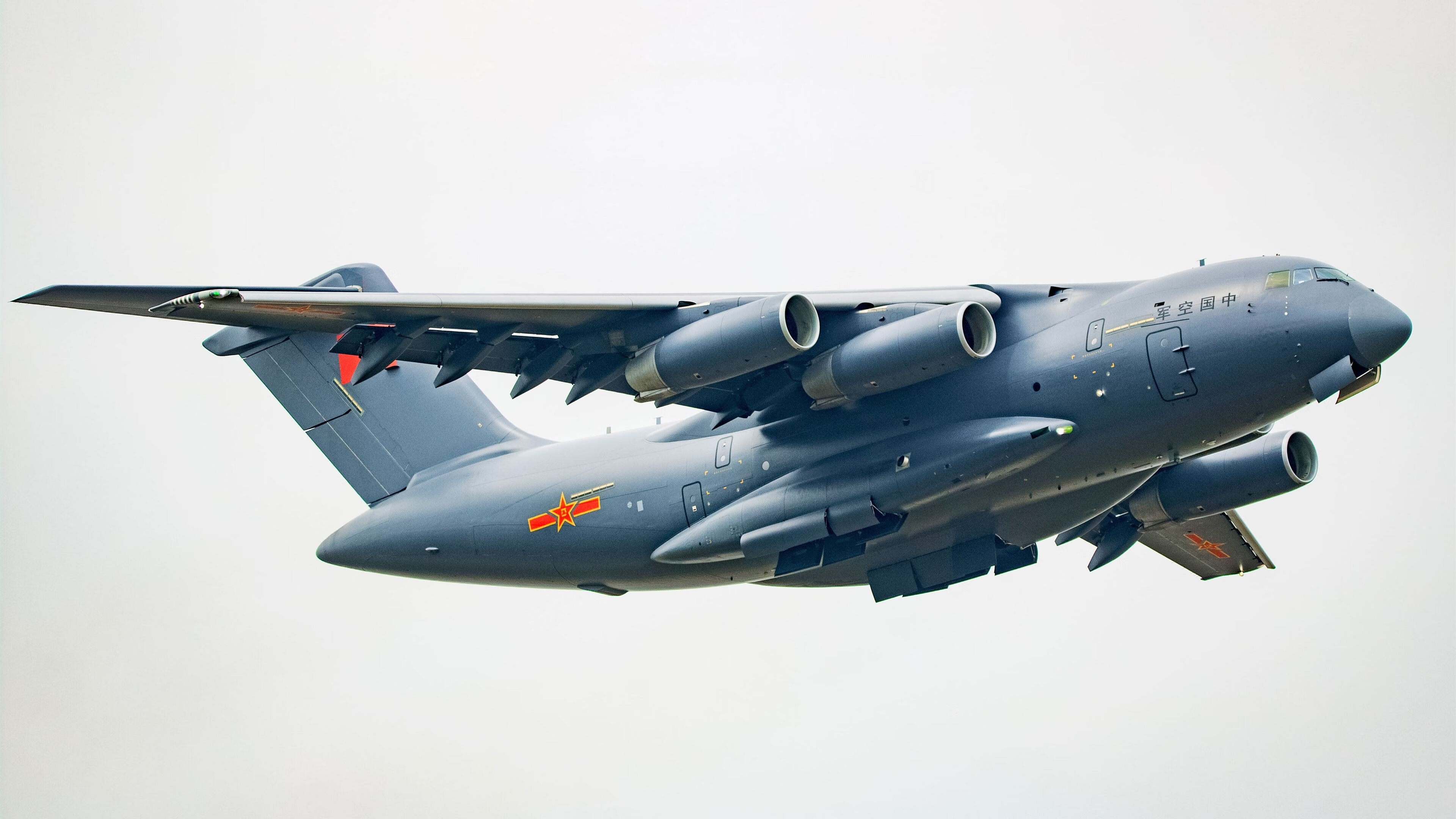 莫伊:全黑队的前锋铁壁,他用坚韧的防守和强力scrum为全队保驾护航